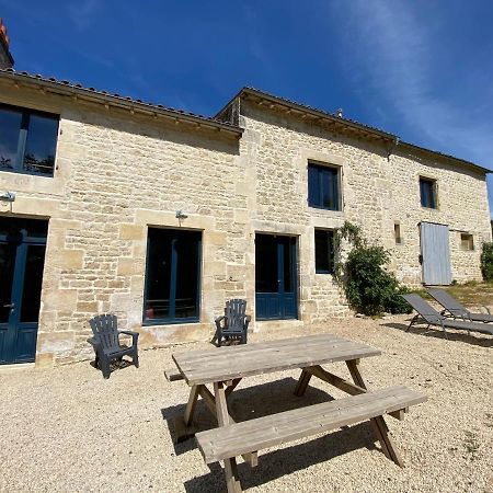 Chateau Des Loups - Les Cedres Bleus Echire 외부 사진