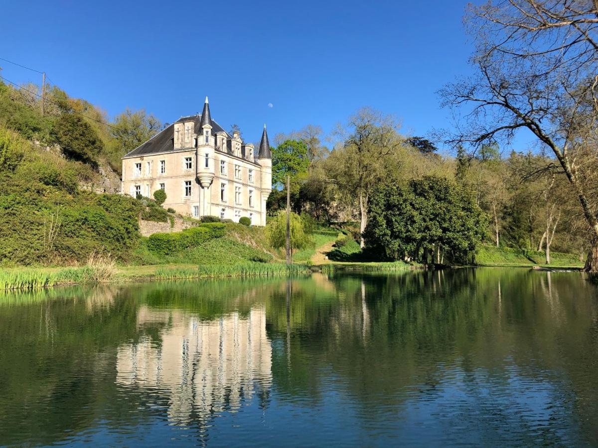 Chateau Des Loups - Les Cedres Bleus Echire 외부 사진